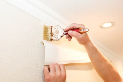 Pose de papier peint à Vaujours — revêtements muraux et toiles de verre